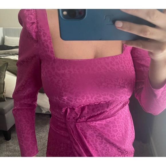 Saylor pink leopard print dress! - Picture 3 of 5